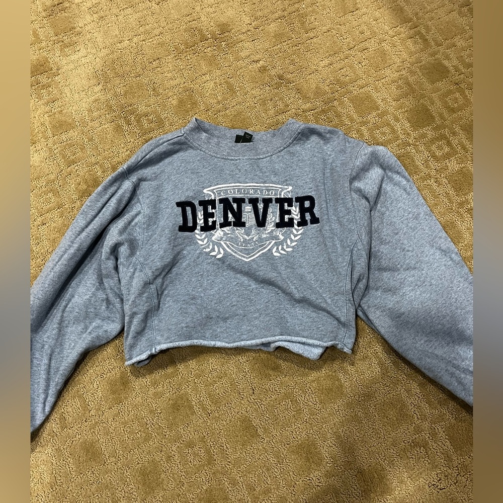 denver cropped sweatshirt